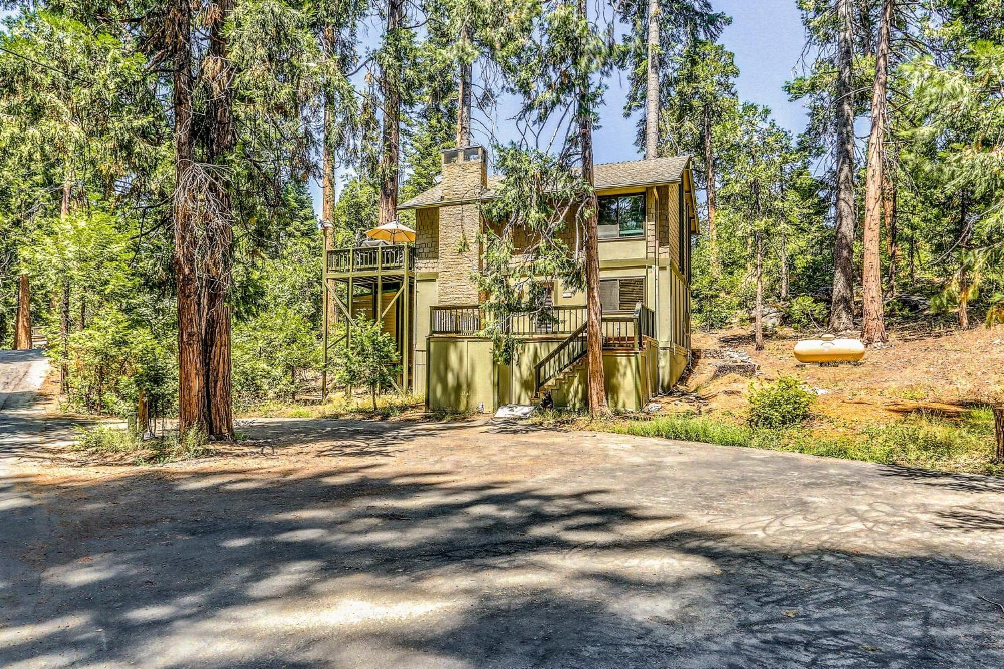 Cozy Bears Hideaway Cabin About 3 Mi To Shaver Lake! Buitenkant foto